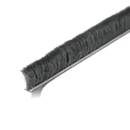 szczotka-odbojowa-do-szafy-67-x-12-mm-z-klejem