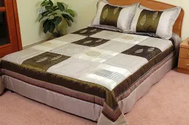 eurofirany-220x240-narzuta-satynowa-z-poszewkami-123a-oliwka