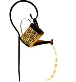 lampa-solarna-do-ogrodka-miedziana-konewka-ozdobna-wbijana-ogrodowa