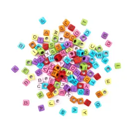 koraliki-30g-literki-czarne-na-kolorowe-bazie