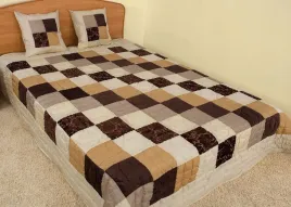 narzuta-satynowa-220x240-z-poszewkami-eurofirany-706-bez