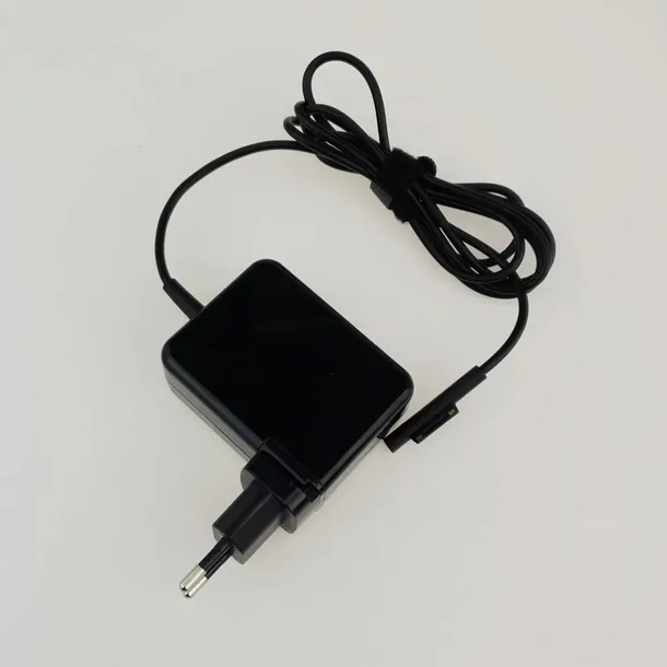 nowy-zasilacz-do-microsoft-surface-15v-1-6a-24w-stan-nowy-moc-zasilacza-24-w
