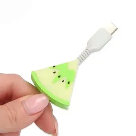 zabezpieczenie-oslona-na-kabel-usb-sluchawki-ladowarke-kiwi