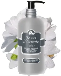 mydlo-w-plynie-do-mycia-rak-z-pompka-300ml-biale-pizmo-nawilzajace