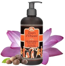 mydlo-w-plynie-do-mycia-rak-300-ml-kwiat-lotosu-maslo-shea-nawilzajace