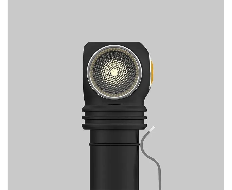 latarka-armytek-wizard-c2-pro-magnet-usb-warm-3w1