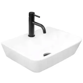 umywalka-nablatowa-biala-ceramiczna-z-otworem-na-baterie-rea-remi