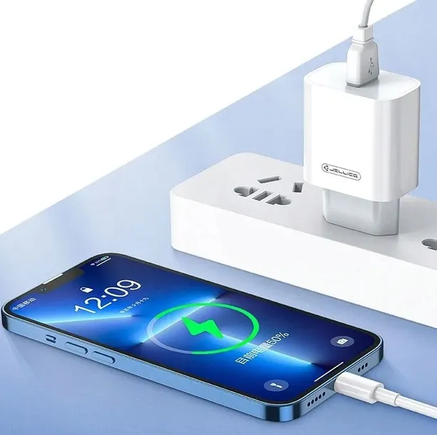 szybka-ladowarka-usb-quick-charge-qc-z-kablem-usb-lightning-do-iphone-apple-waga-z-opakowaniem-0-15-kg