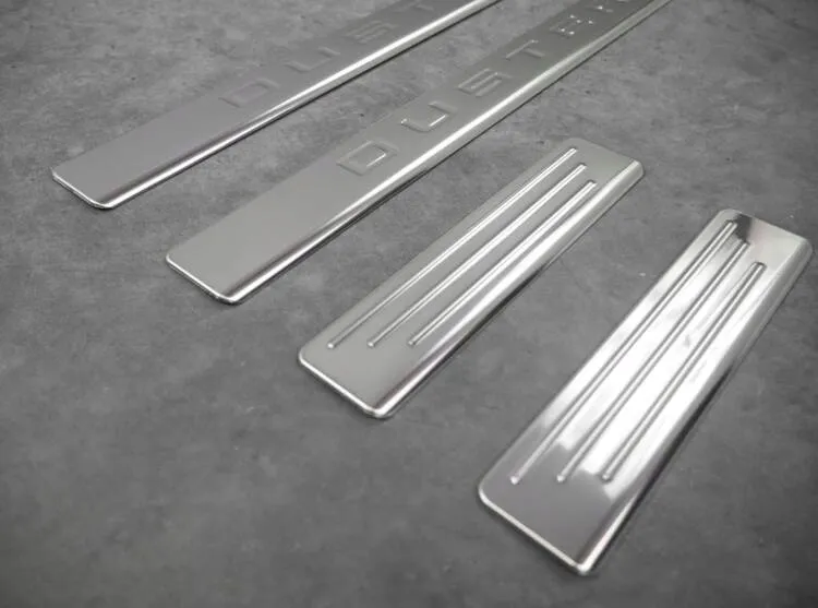 nakladki-listwy-progowe-progi-dacia-duster-2018-