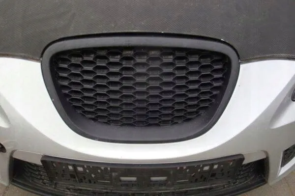 grill-seat-leon-09-11-black-matt-plaster