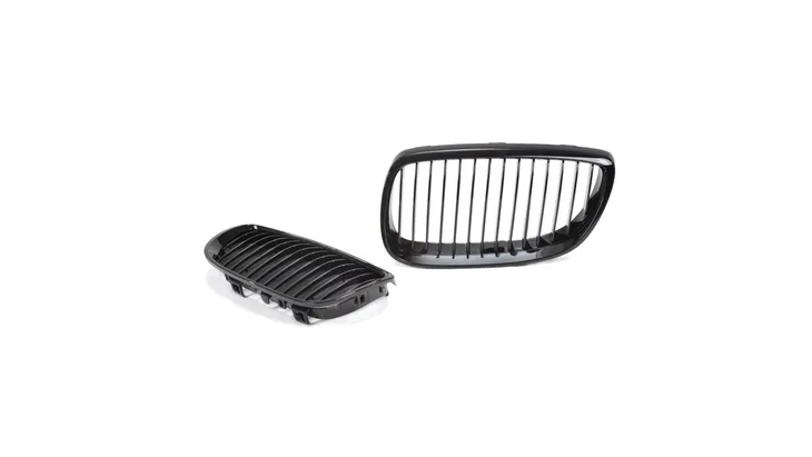 grill-bmw-3-e92-e93-pojedyncze-zeberka-gloss-black-stan-nowy