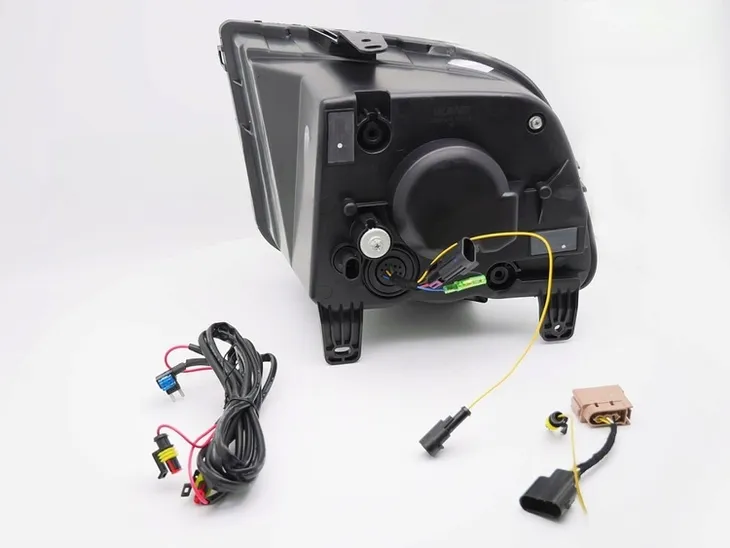 lampy-przednie-do-ford-mustang-2004-2009-wersja-amerykanska