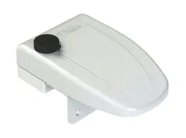 zamek-blokada-drzwi-w-przyczepie-fiamma