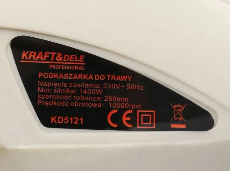 podkaszarka-do-trawy-1400w-kd5121