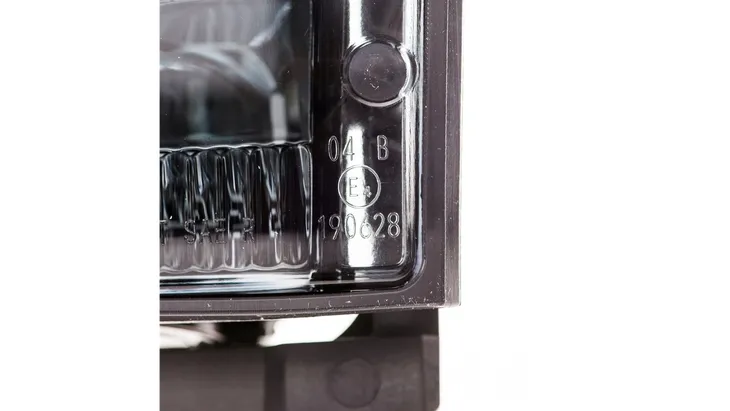 halogeny-bmw-3-e30-facelift-numer-katalogowy-czesci-gpfolbm0002-1