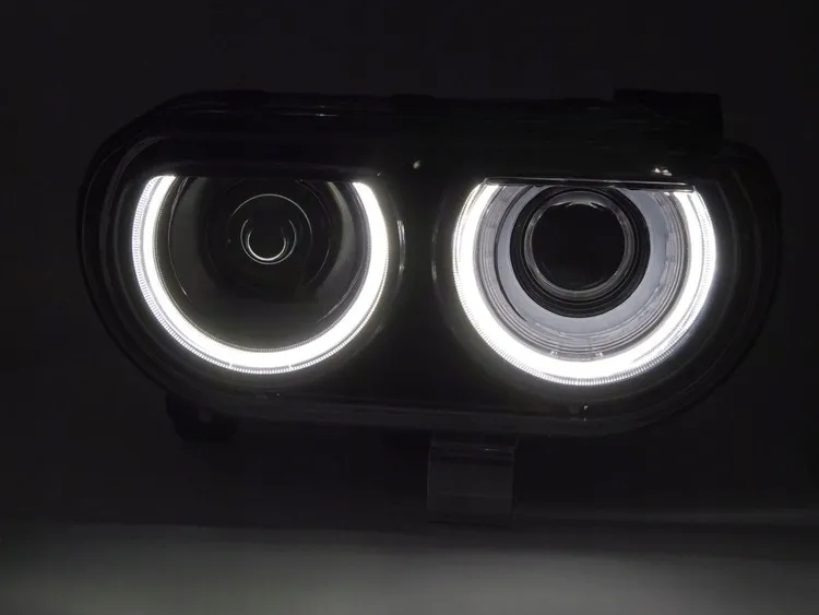 lampy-przednie-do-dodge-challenger-2008-2014-black