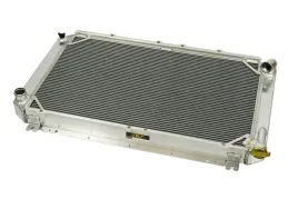 aluminiowa-chlodnica-wody-nissan-patrol-y60