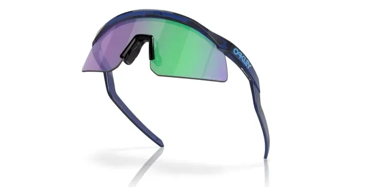 okulary-oakley-hydra-translucent-blue-prizm-jade-cechy-dodatkowe-etui-w-zestawie-lustrzanki