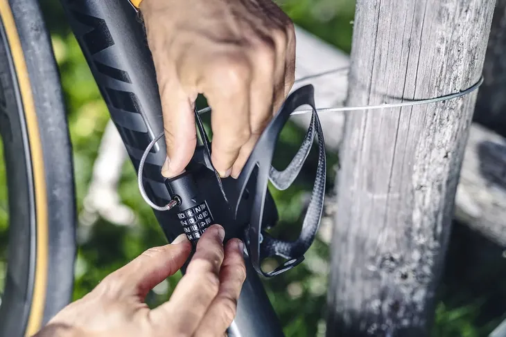 zabezpieczenie-linka-abus-sportflex-2504-nowosc-rodzaj-linka