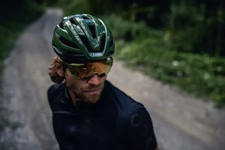kask-rowerowy-abus-stormchaser-shrimp-orange-m-rozmiar-m