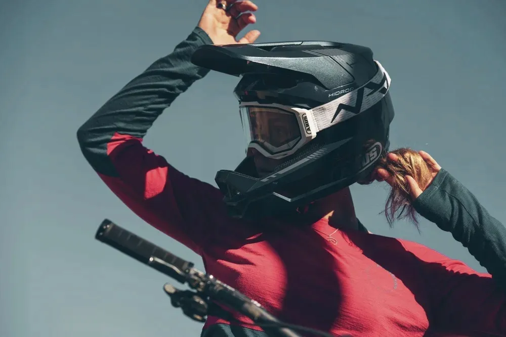 kask-abus-hidrop-shiny-white-s-fullface-nowosc