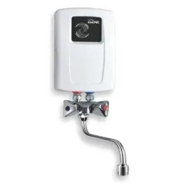 przeplywowy-podgrzewacz-wody-44-kw-z-bateria
