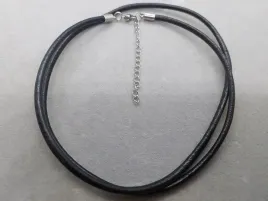 skorzany-rzemien-3mm-70cm-z-przedluzka-czarny