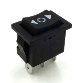 przelacznik-6a-250vdc-czarny-monostabilny-chwilowy-1-tor-3-pin-230v