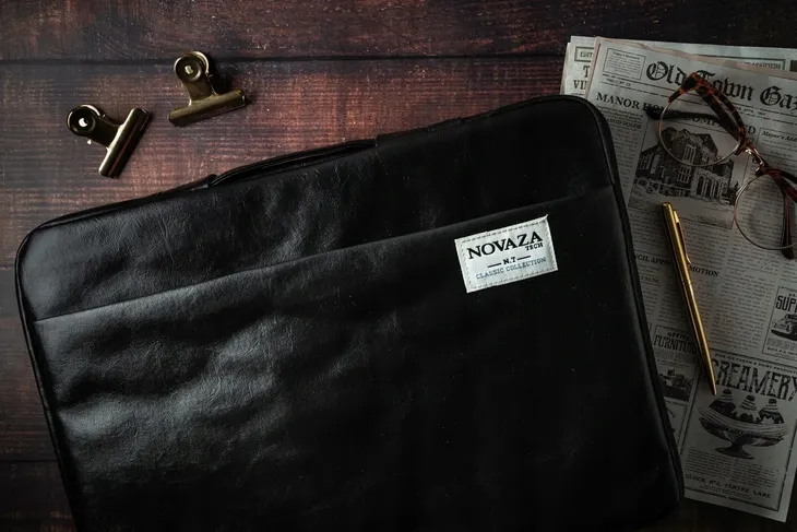 etui-na-laptopa-14-15-15-6-cali-sleeve-pokrowiec-ochronne-odporne-kieszen-stan-nowy-wielkosc-matrycy-15-6
