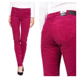 damskie-spodnie-materialowe-wrangler-slim-27-32
