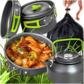 naczynia-turystyczne-komplet-sztucce-garnki-kempingowe-zestaw-pod-namiot