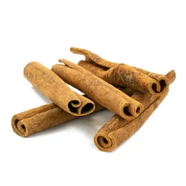 dekoracyjne-laski-cynamonu-aromatyczna-przyprawa-eko-ozdoba-swiateczna