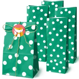 torby-urodzinowe-prezentowe-zielone-w-kropki-10x6x26cm-eko-klockowe