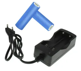 lc5-ladowarka-2-x-akumulatory-18650-li