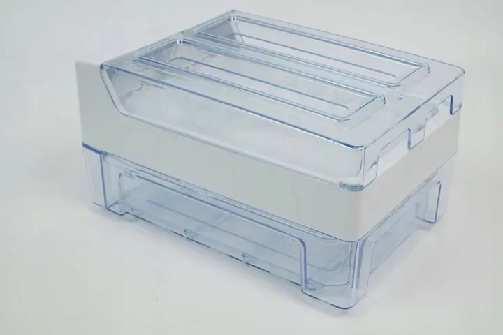 kostkarka-do-lodu-hisense-ice-cube-maker