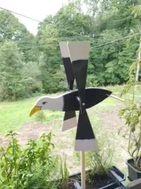 wiatrak-odstraszacz-ogrodowy-duzy-47-cm-orzel