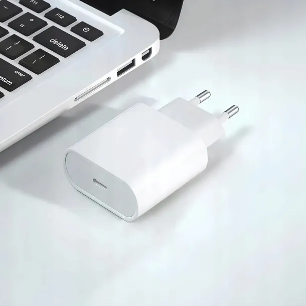szybka-ladowarka-sieciowa-do-iphone-20w-usb-c-waga-z-opakowaniem-0-1-kg