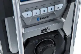 radio-budowlane-odbiornik-radiowy-makita-mr004g-akumulatorowe-18-bluetooth