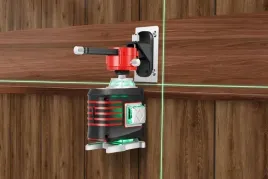 laser-krzyzowy-16-linii-poziomica-laserowa-360-samopoziomujaca-4d-walizka