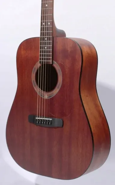 marris-dm-gitara-akustyczna-wersja-praworeczna