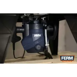 frezarka-gornowrzecionowa-1300w-frezy-ferm