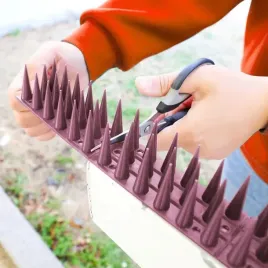 kolce-odstraszajace-golebie-ochrona-przed-ptakami-na-balkon-parapet-12szt