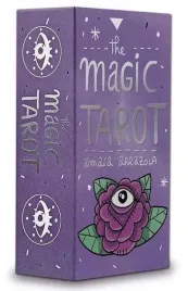 magic-tarot-by-amaia-arrazola-bicycle