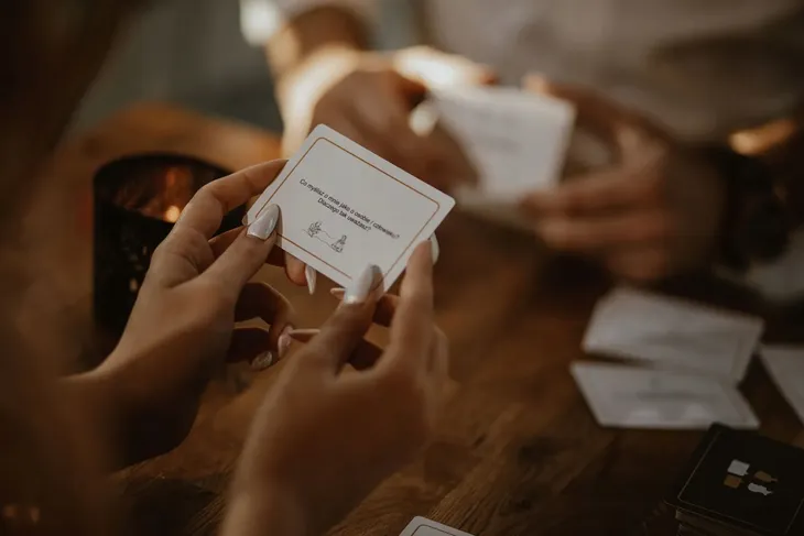 gra-w-relacje-minimalna-liczba-graczy-2