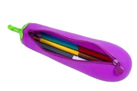 piornik-silikonowy-w-ksztalcie-baklazana-nebulo