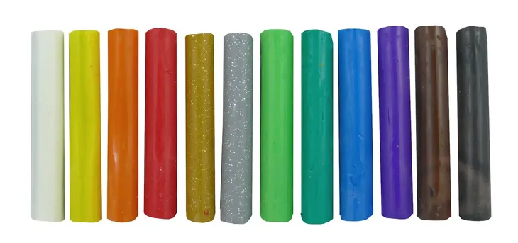 plastelina-12-kolorow-bohater-brak