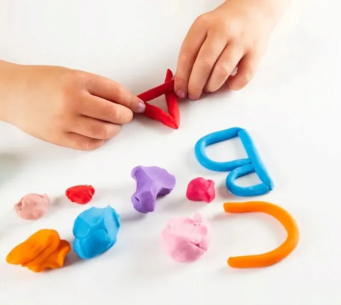 modelina-fluorescencyjna-10-kolorow-cricco-stan-nowy-kolor-wielokolorowy