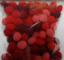 pompony-czerwone-10mm-100szt