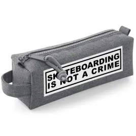 piornik-szkolny-szary-skateboarding-is-not-a-crime-saszetka-do-szkoly-wzory