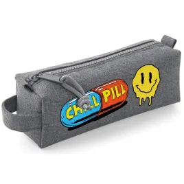 piornik-szkolny-szary-chill-pill-tuba-saszetka-do-szkoly-dla-ucznia-wzory